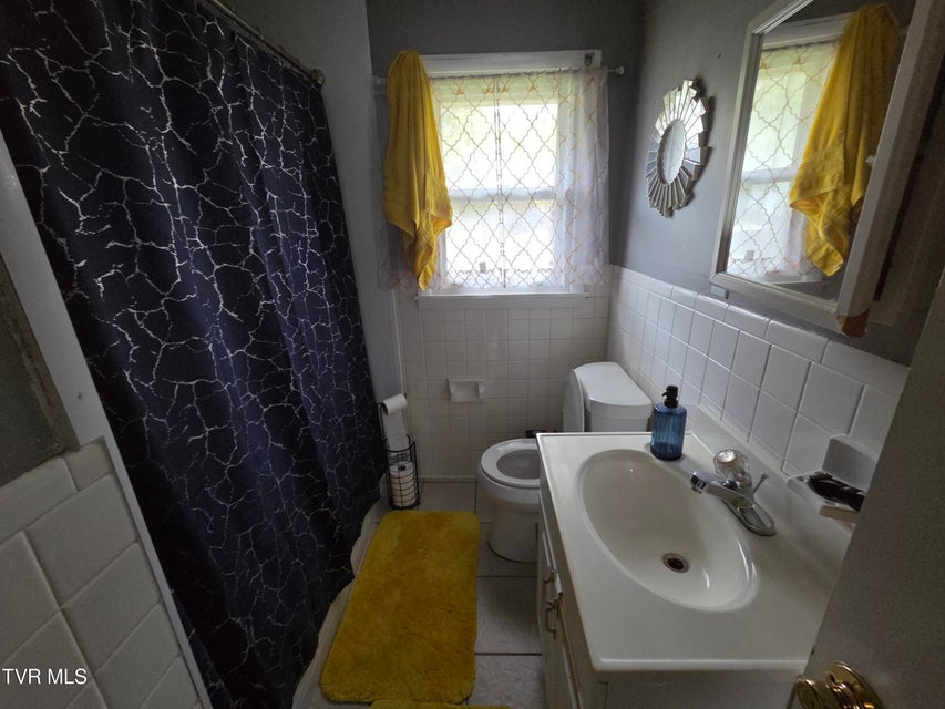 Photo #18: 1914 Oakland Avenue