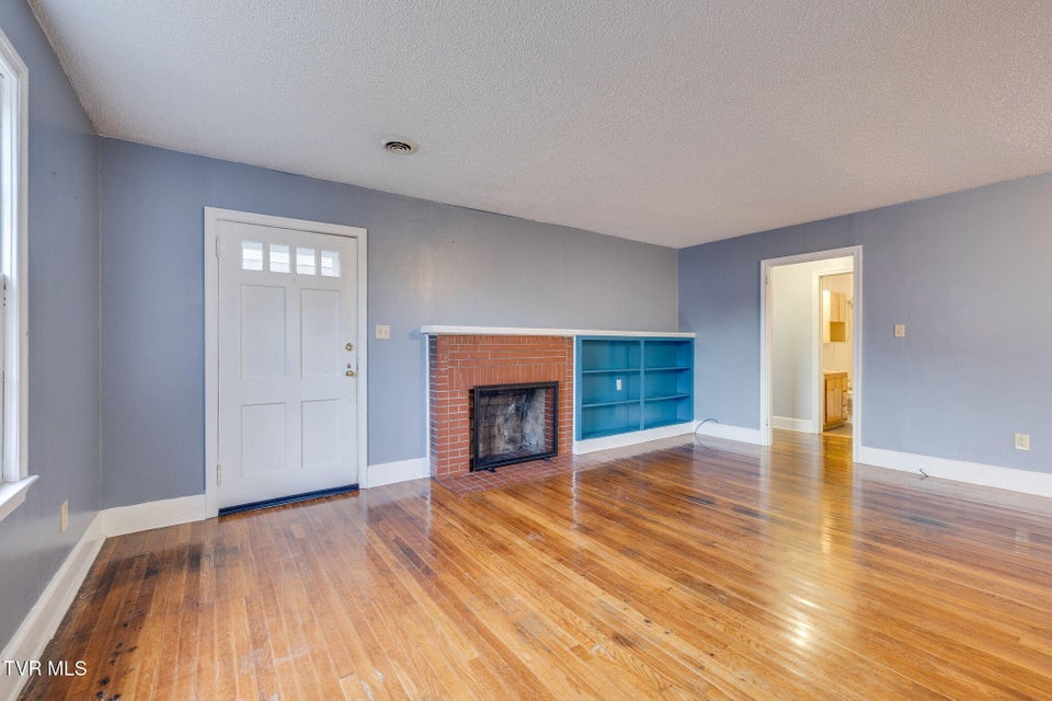 Photo #7: 813 Haynes Street