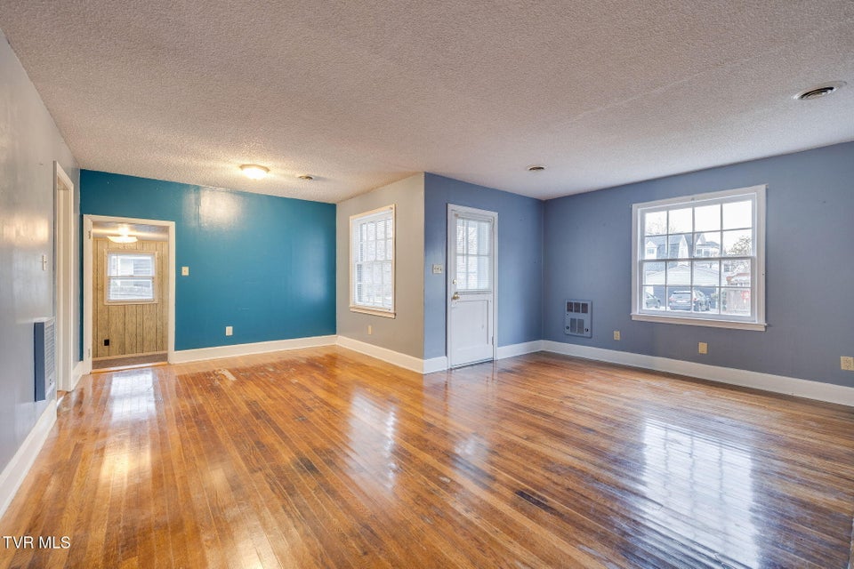 Photo #8: 813 Haynes Street