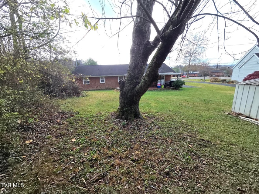 Photo #32: 1914 Oakland Avenue