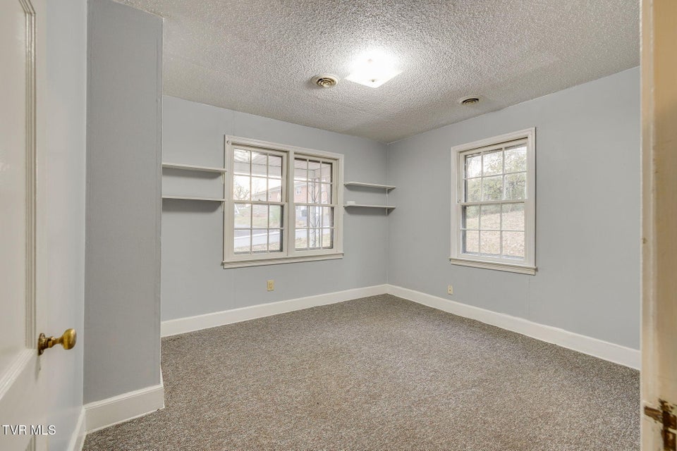 Photo #16: 813 Haynes Street