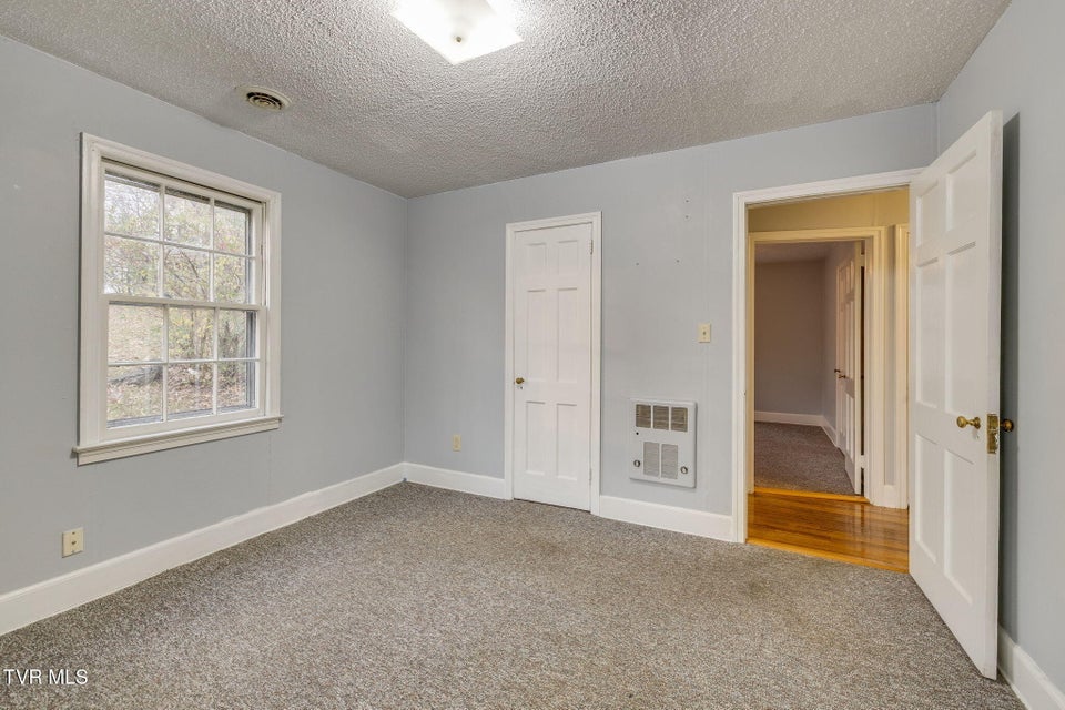 Photo #17: 813 Haynes Street