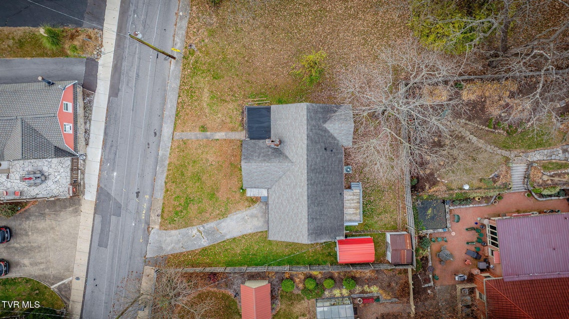 Photo #36: 813 Haynes Street