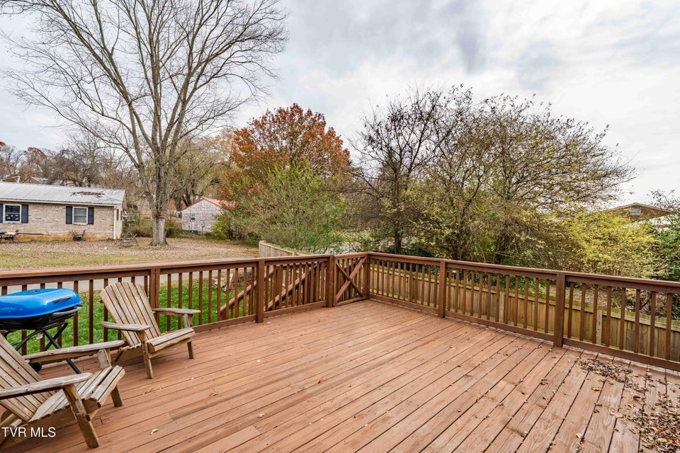 Photo #7: 121 Valley Circle