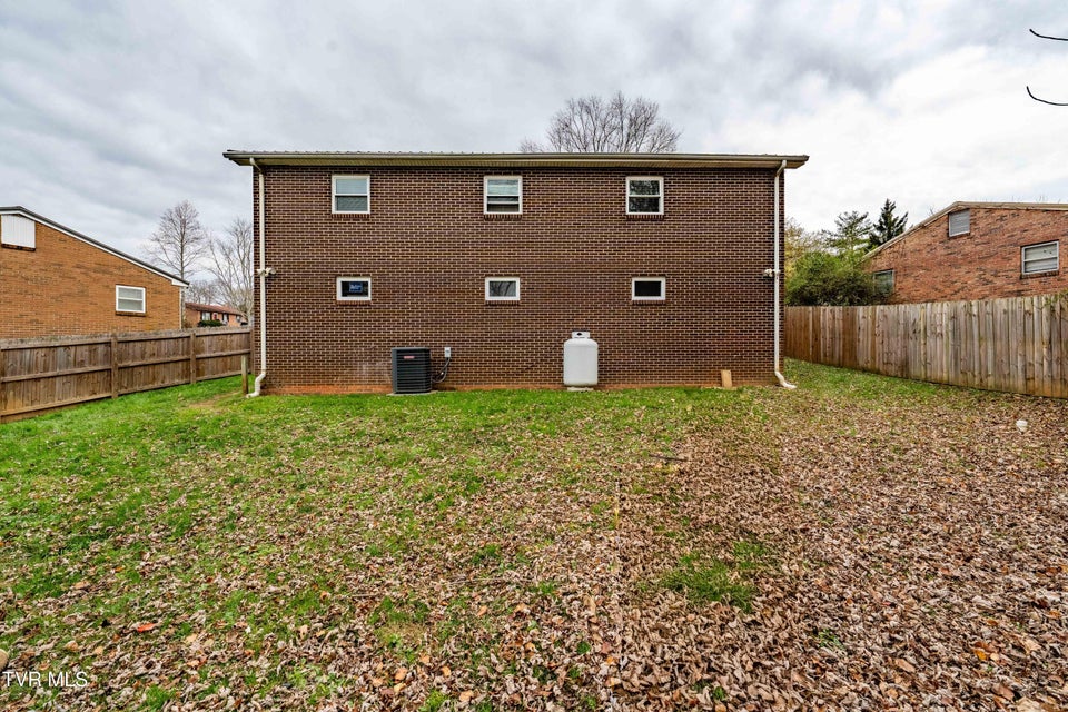 Photo #12: 121 Valley Circle