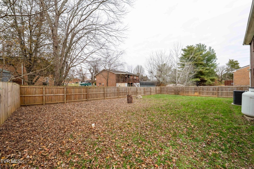 Photo #15: 121 Valley Circle