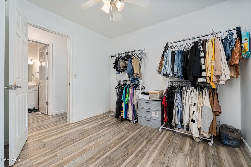 Photo #28: 121 Valley Circle