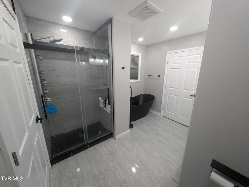 Photo #22: 1148 Biltmore Place