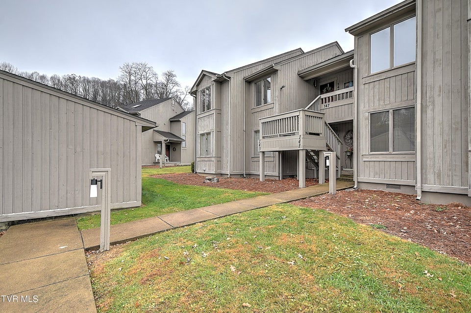 Photo #33: 147 Quail Run