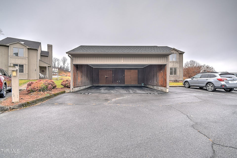 Photo #31: 147 Quail Run