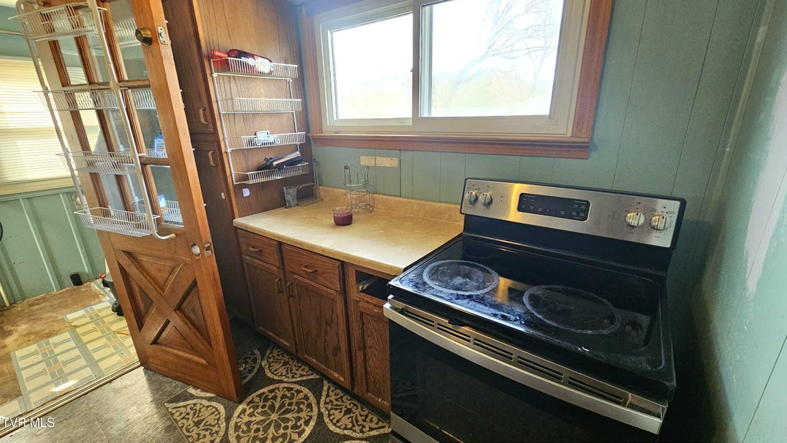 Photo #9: 604 Blondell Avenue