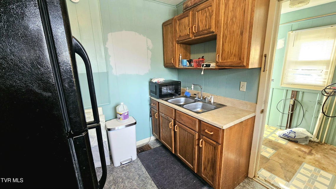 Photo #10: 604 Blondell Avenue