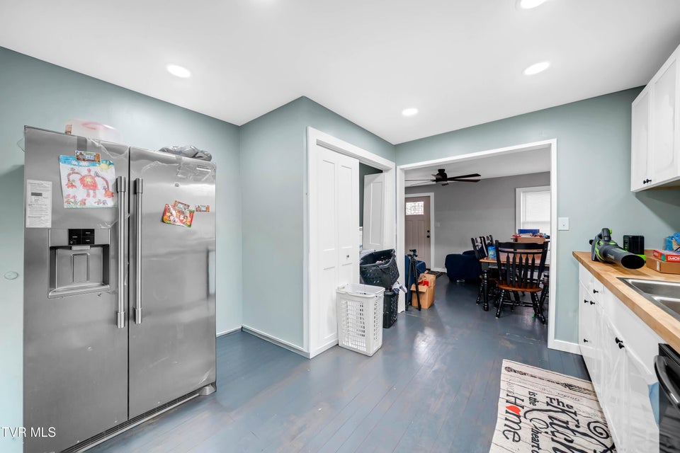 Photo #2: 1658 Echo Court