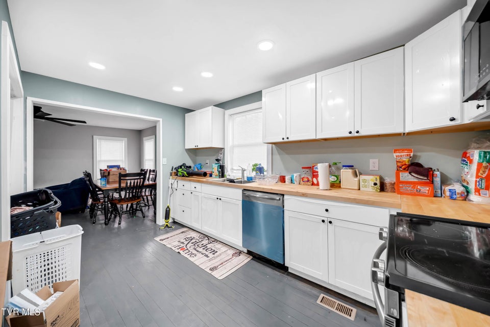 Photo #3: 1658 Echo Court