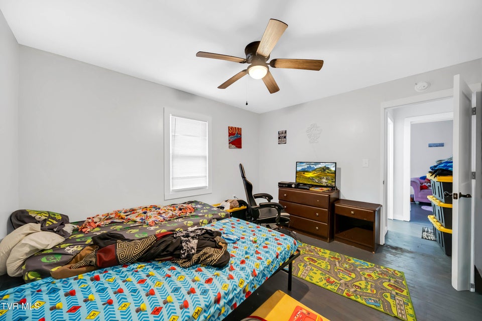 Photo #13: 1658 Echo Court