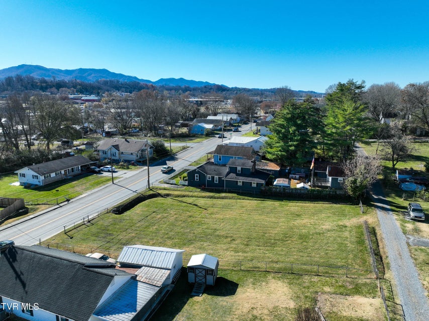 Photo #16: 1009 Main Street