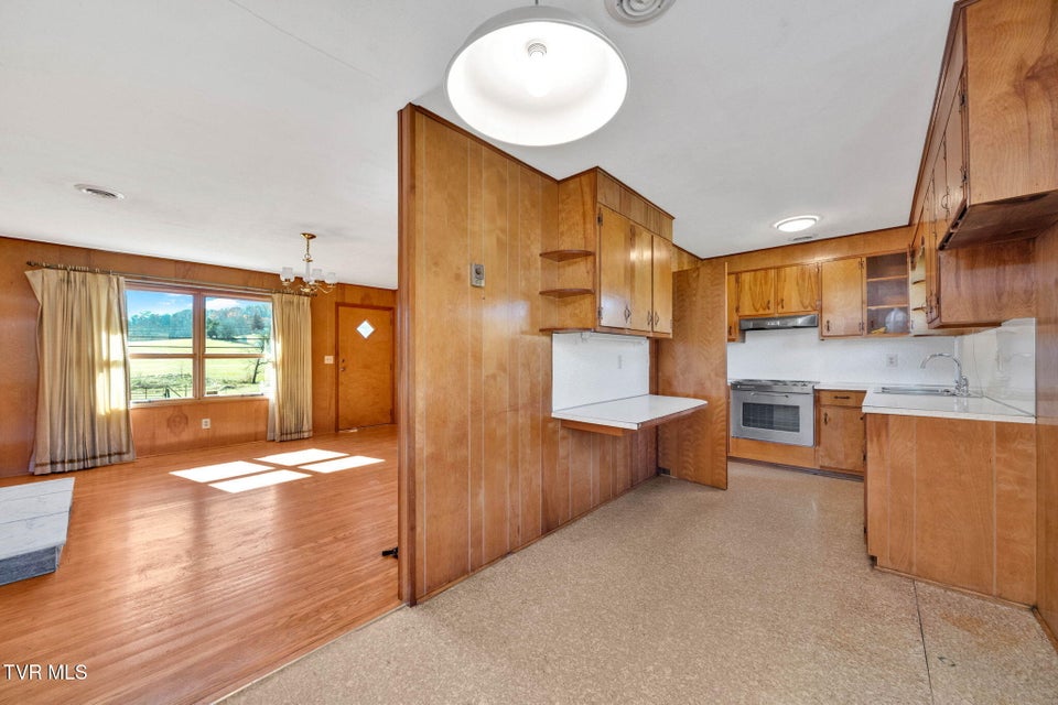 Photo #7: 4191 Carters Valley Road