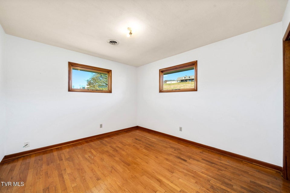 Photo #10: 4191 Carters Valley Road