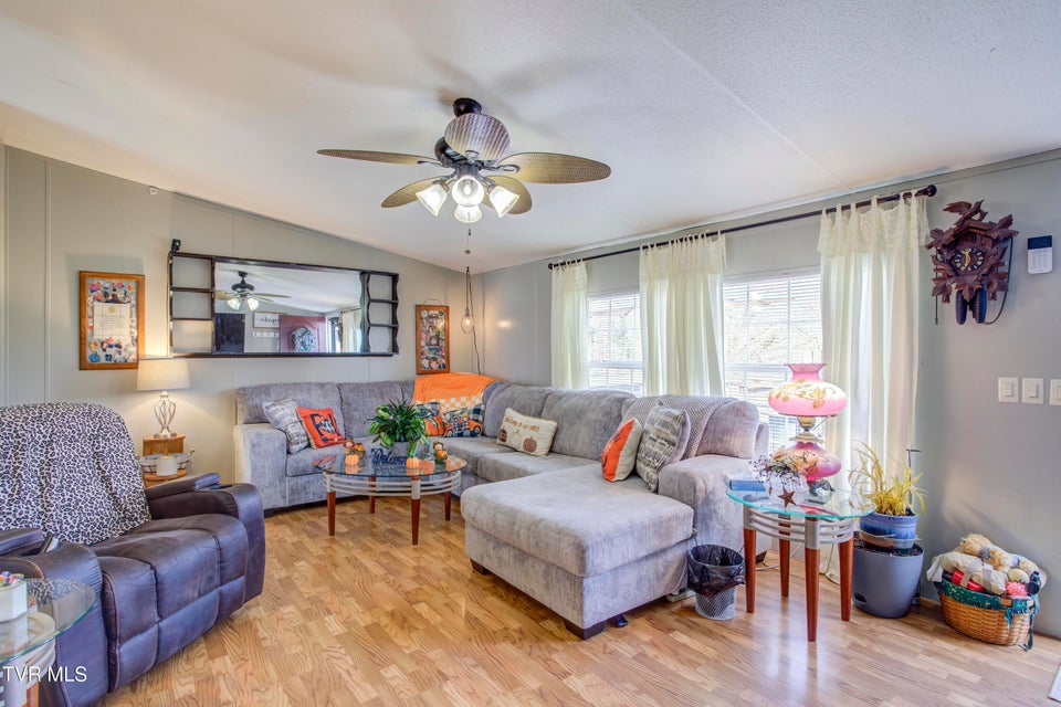 Photo #5: 1598 Bristol Caverns Highway