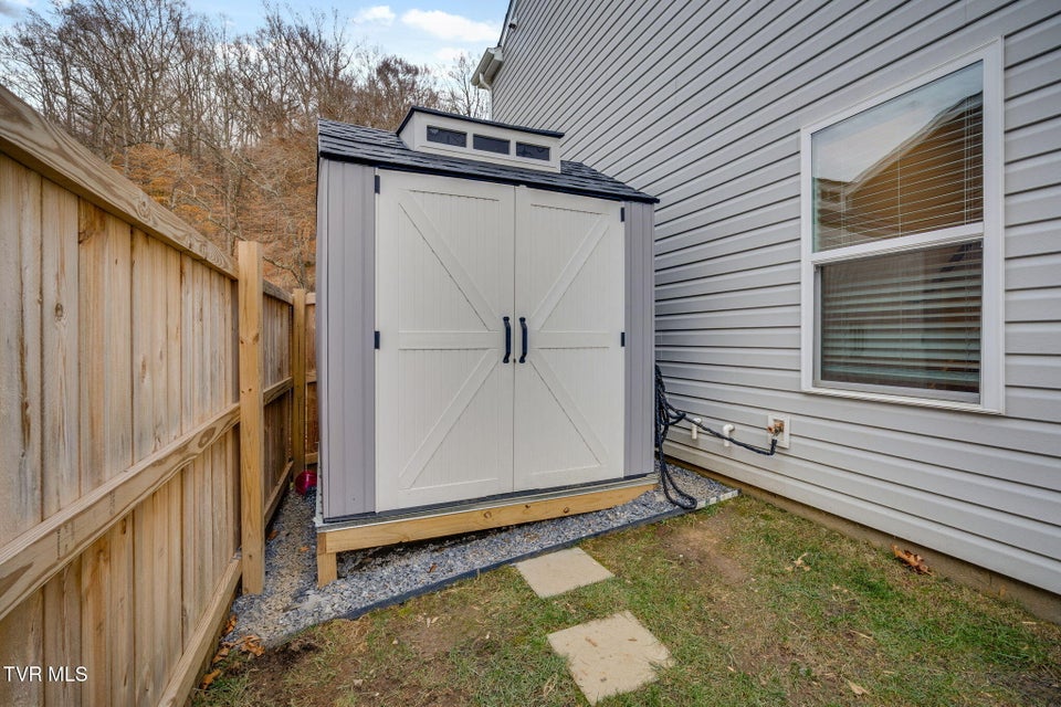 Photo #41: 324 Glory Road