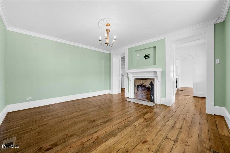 Photo #11: 713 Church Street