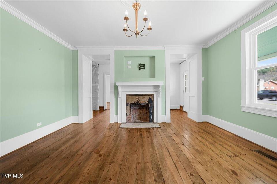 Photo #13: 713 Church Street