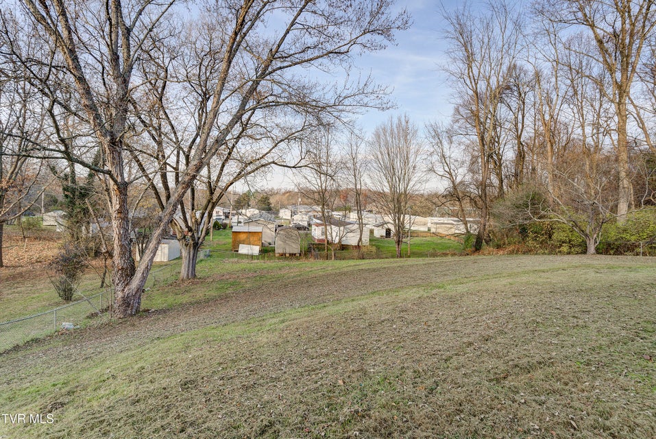 Photo #22: 195 Lynn Lane