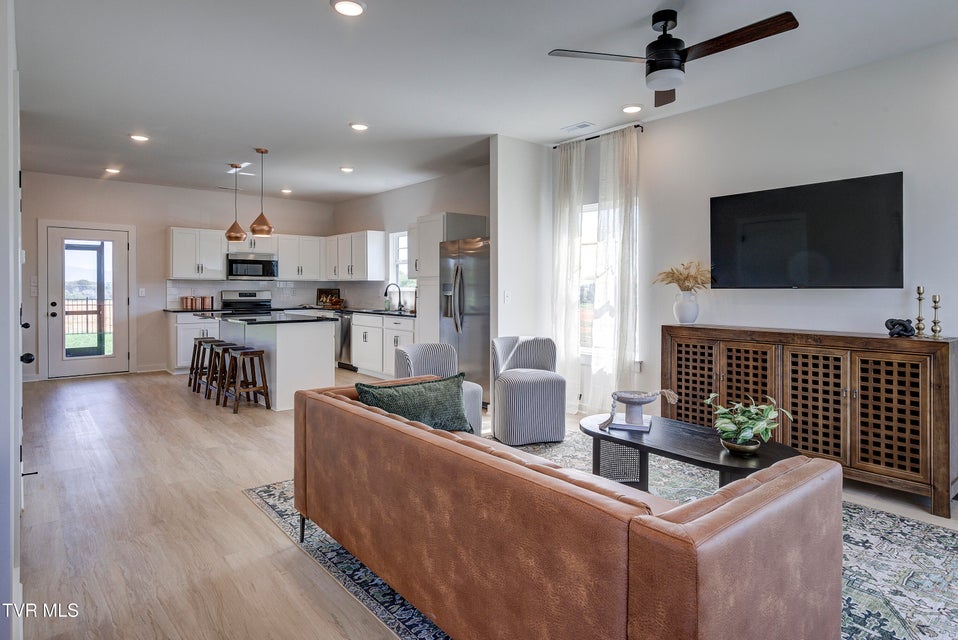 Photo #2: 4129 Gambrel Oaks Street