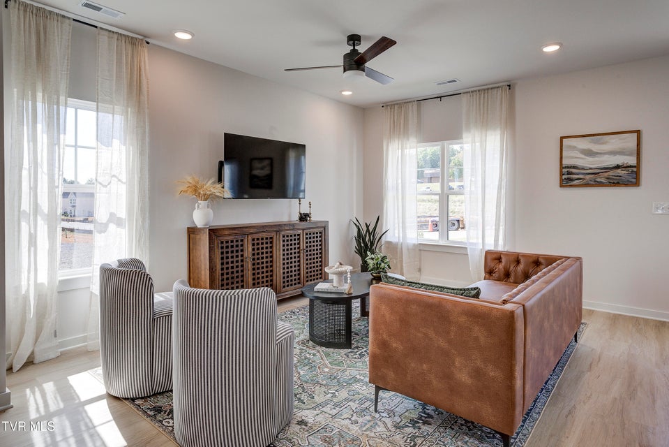 Photo #4: 4129 Gambrel Oaks Street