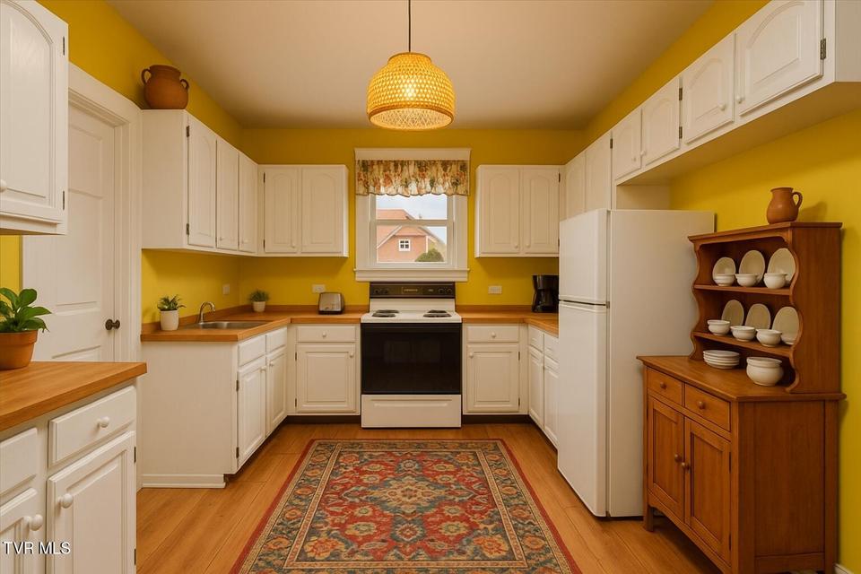 Photo #14: 713 Church Street