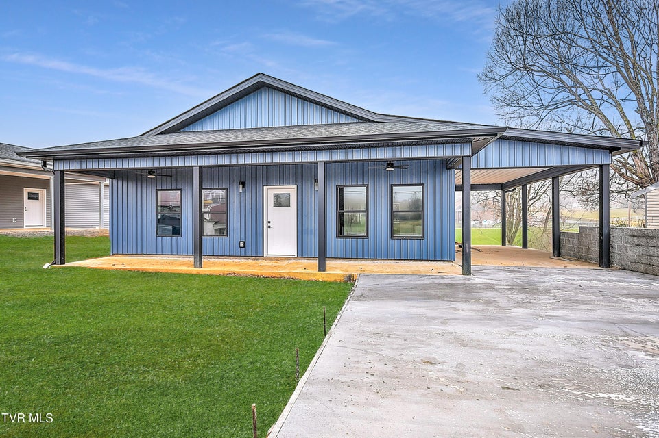 Photo #2: 1805 Rock Springs Road