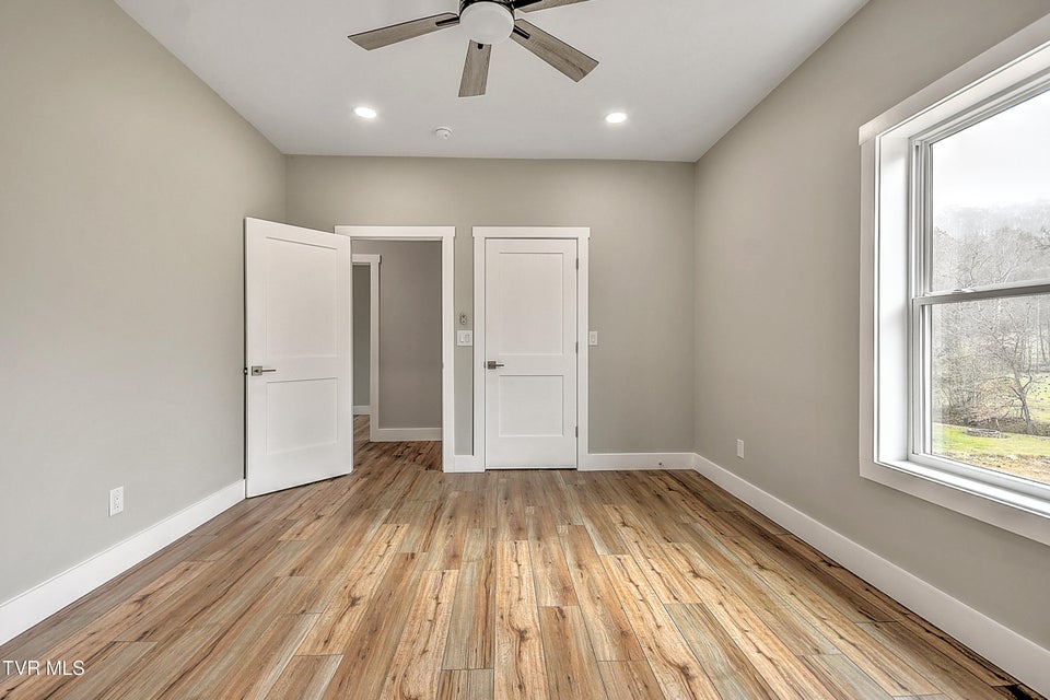 Photo #32: 1805 Rock Springs Road