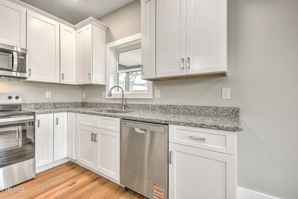 Photo #8: 1797 Rock Springs Road