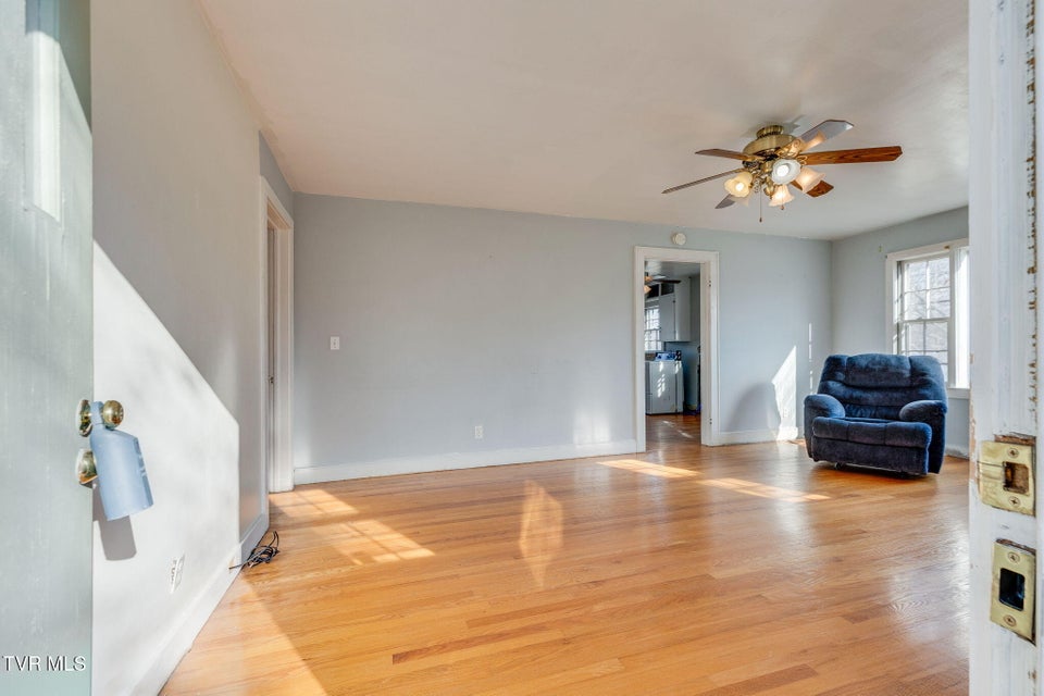 Photo #4: 501 Washington Avenue