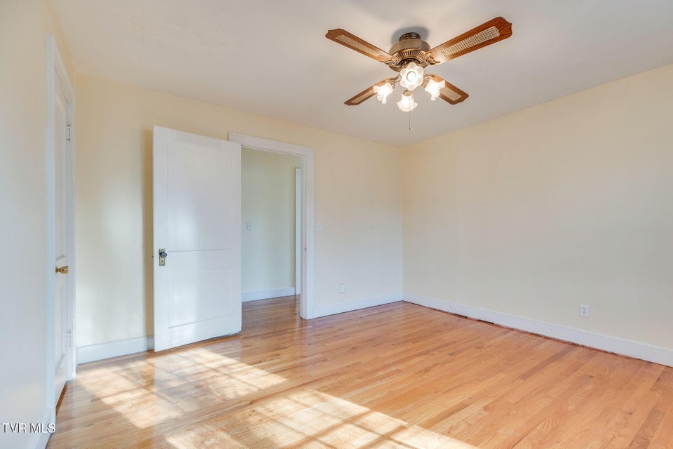 Photo #14: 501 Washington Avenue