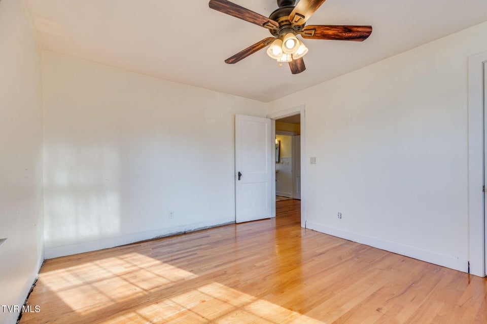 Photo #22: 501 Washington Avenue