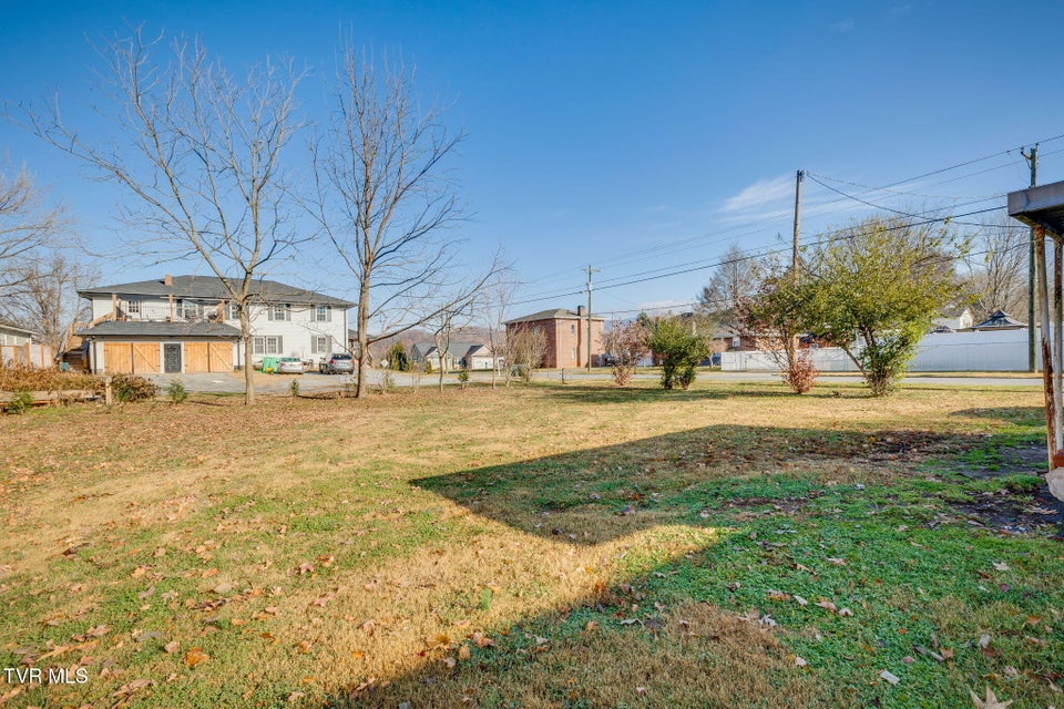 Photo #25: 501 Washington Avenue