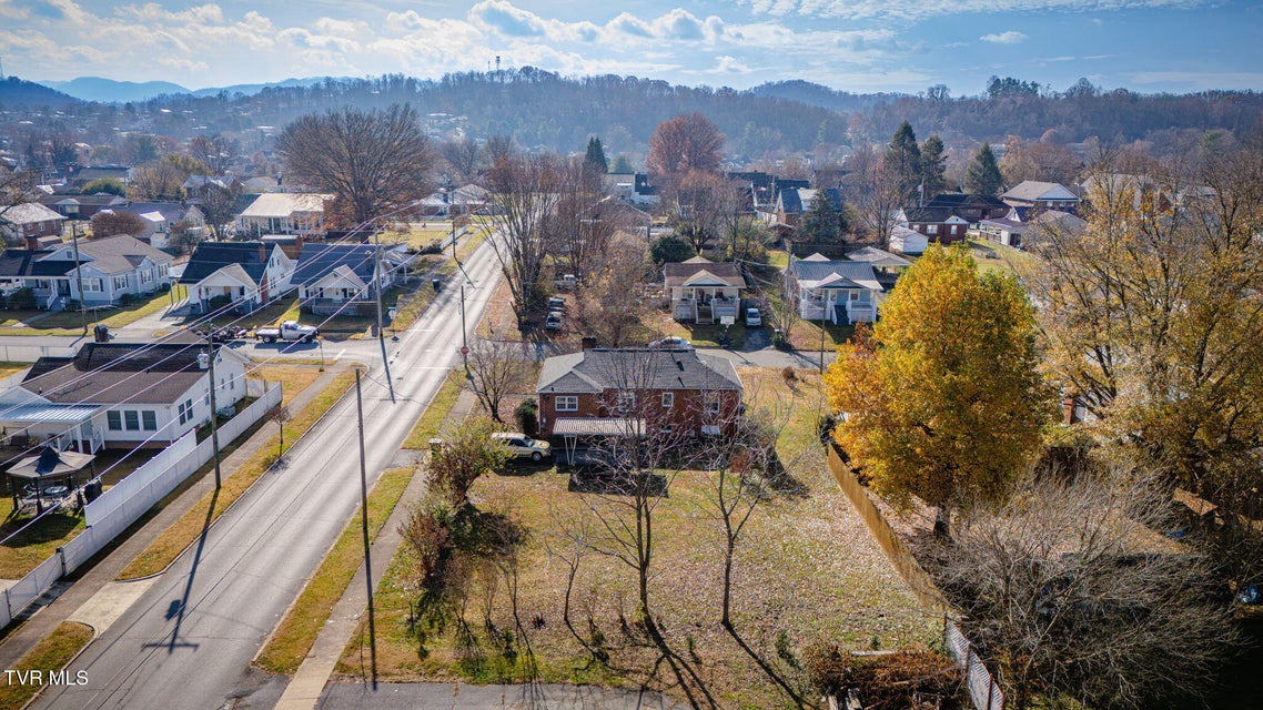 Photo #29: 501 Washington Avenue