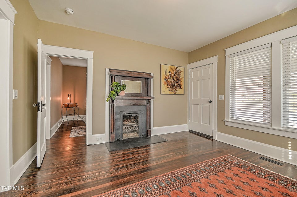 Photo #5: 1132 Virginia Avenue