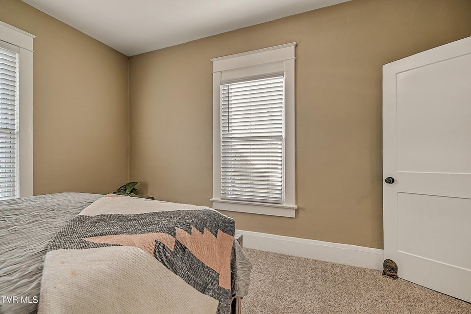 Photo #22: 1132 Virginia Avenue