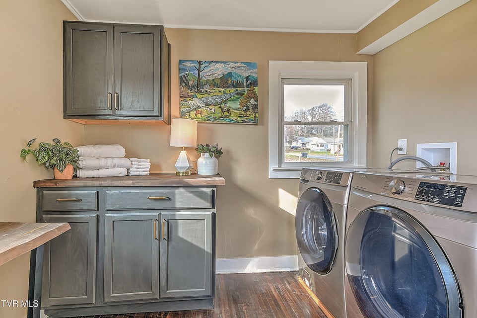 Photo #25: 1132 Virginia Avenue