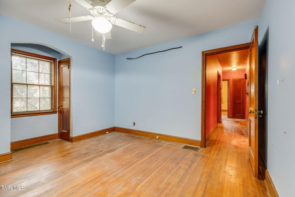 Photo #18: 1412 Wabash Street