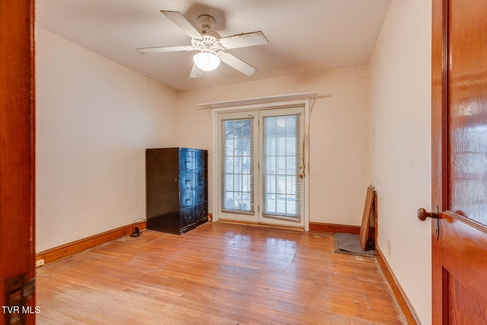 Photo #20: 1412 Wabash Street