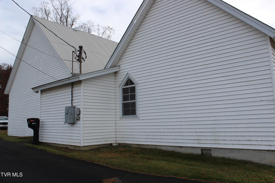 Photo #4: 40027 Widener Valley Road