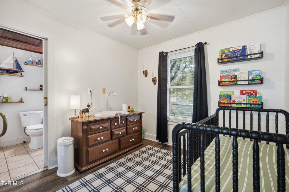 Photo #13: 1010 Borden Street