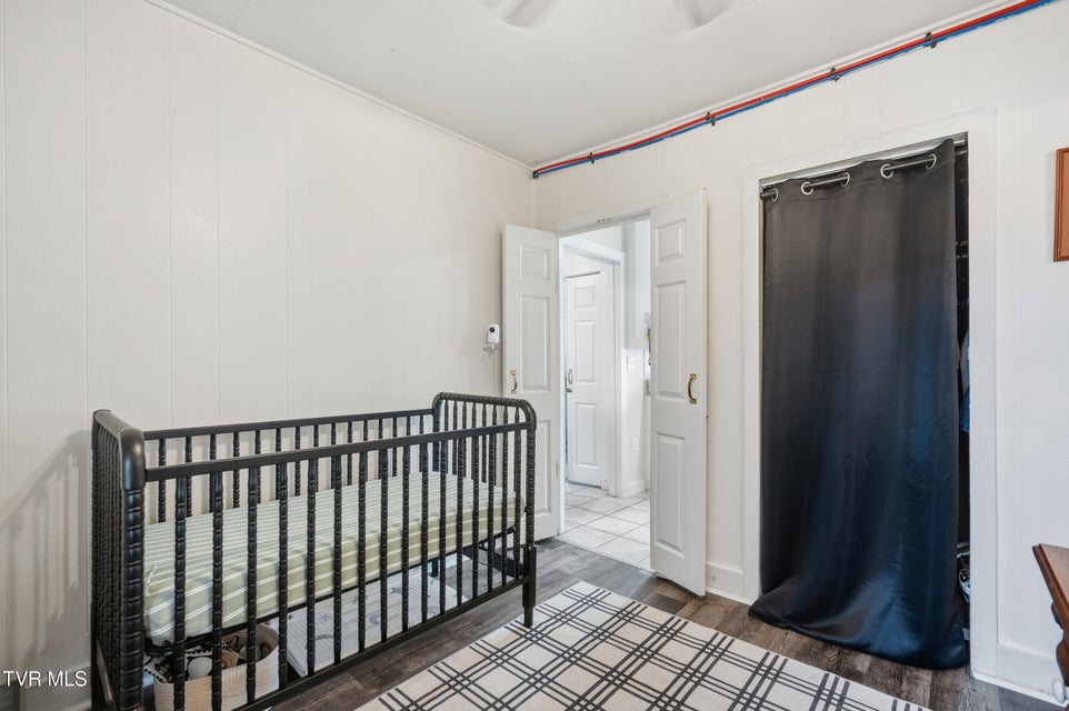 Photo #14: 1010 Borden Street