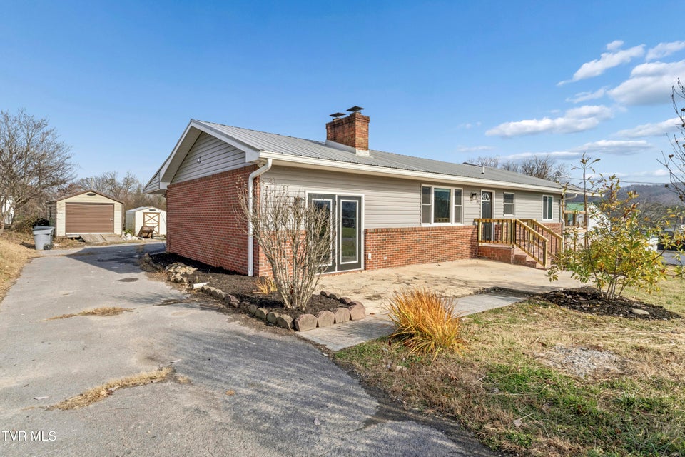 Photo #8: 312 Sunnybrook Drive