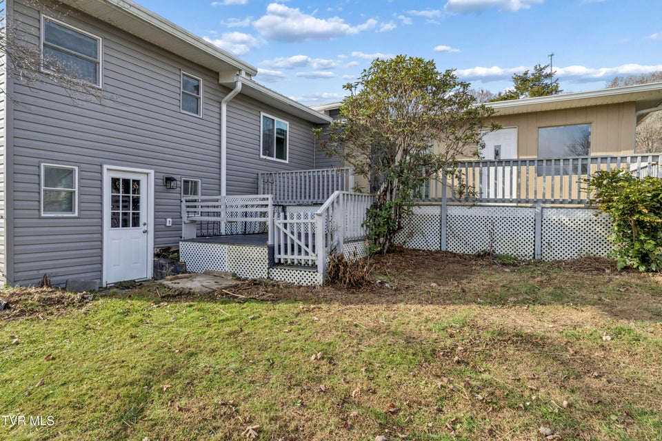 Photo #10: 312 Sunnybrook Drive