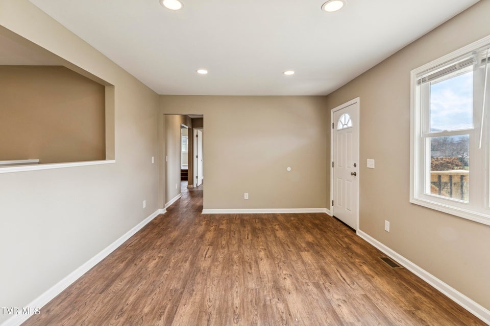 Photo #16: 312 Sunnybrook Drive