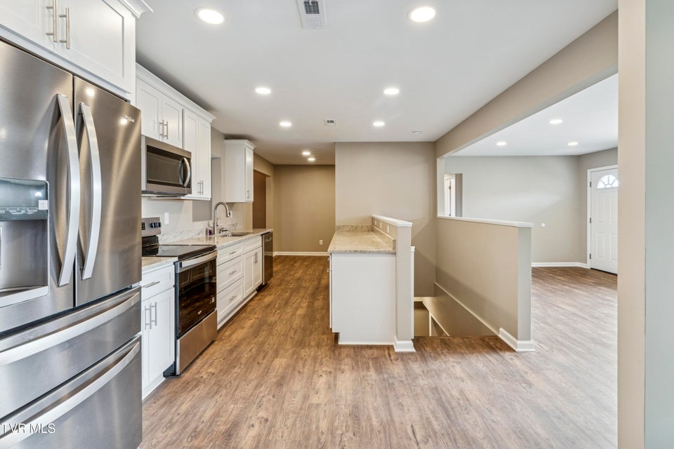 Photo #18: 312 Sunnybrook Drive